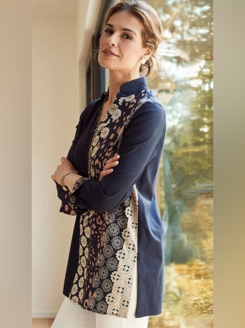 Chico’s women’s no-iron mixed print tunic size 3